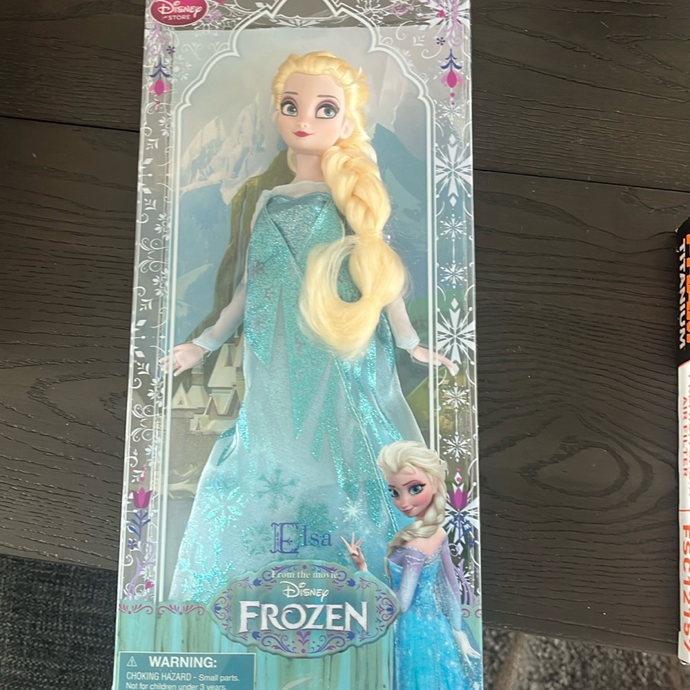 Disney store original Elsa doll, new in box, Frozen collectible